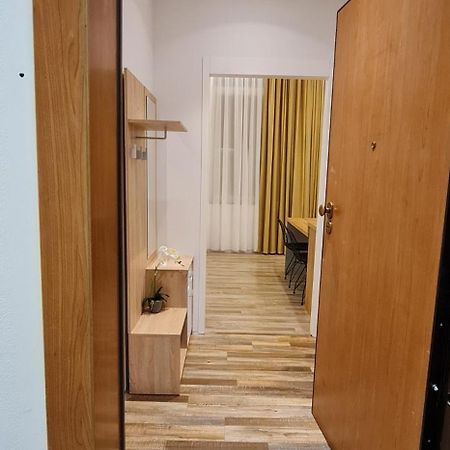 Luxury Apartment Tirana Zewnętrze zdjęcie